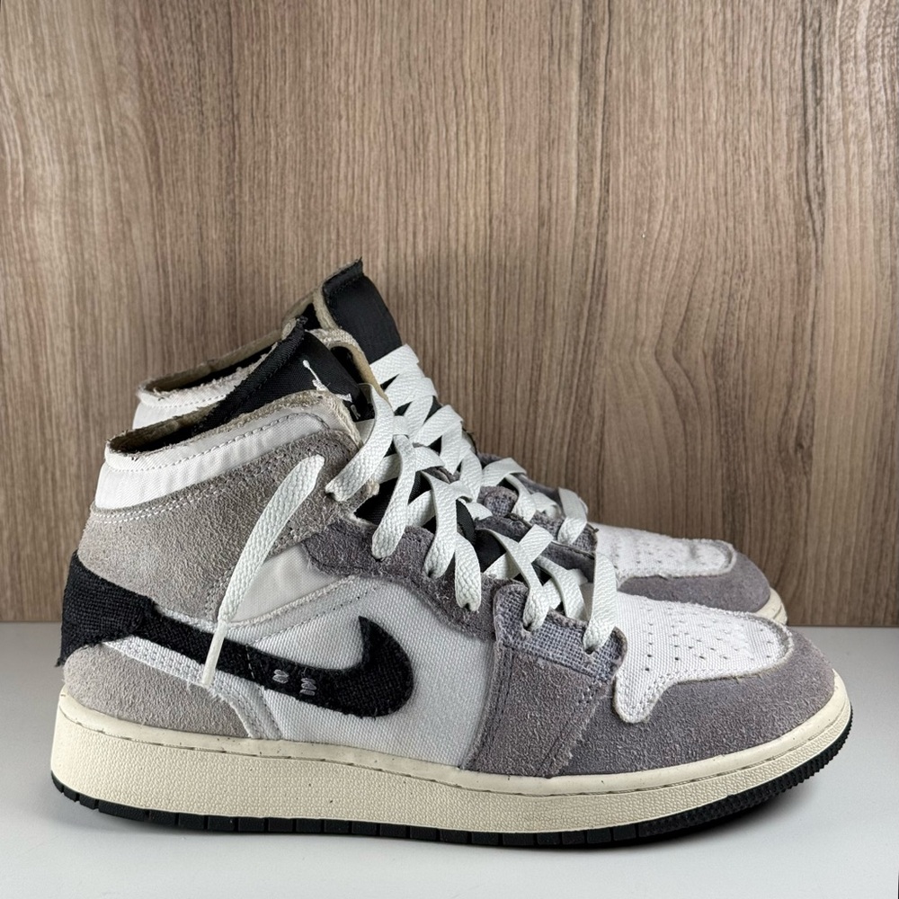 Nike Air Jordan 1 Mid SE Craft White Cement Grey Black FD9091-002 GS Size 5Y